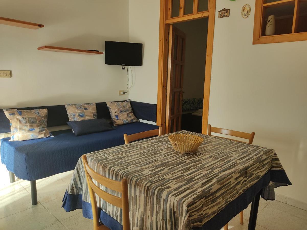 Bilocale Pirata Apartment เวียสเต ภายนอก รูปภาพ